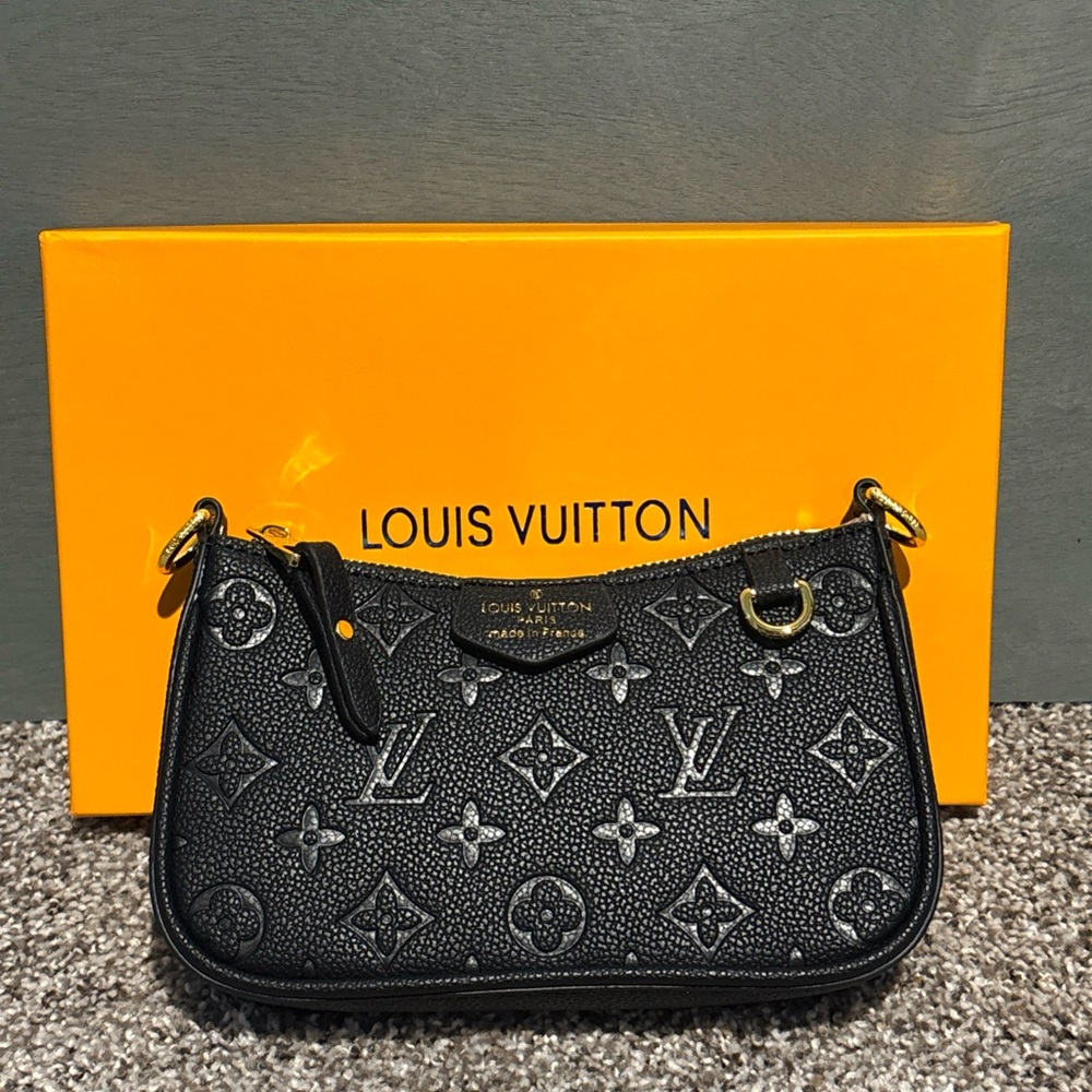 Louis Vuitton Black Monogram Women's Bag (NEW WITH BOX)